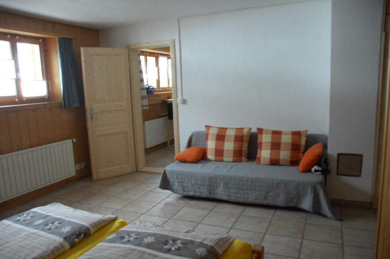 Sertig Ferienwohnung Давос Екстериор снимка