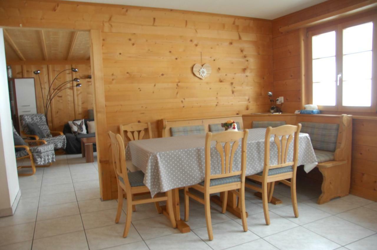 Sertig Ferienwohnung Давос Екстериор снимка