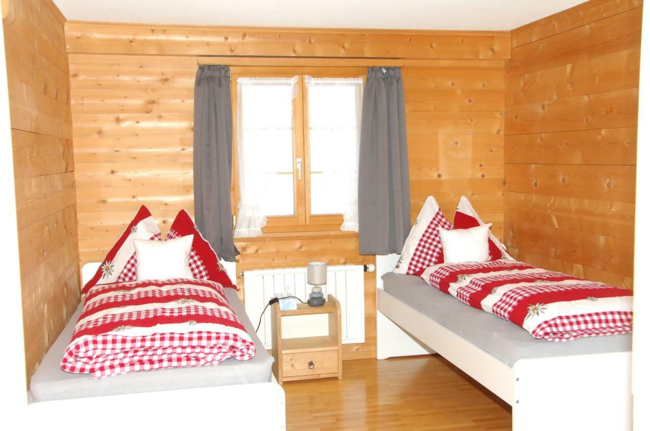 Sertig Ferienwohnung Давос Екстериор снимка